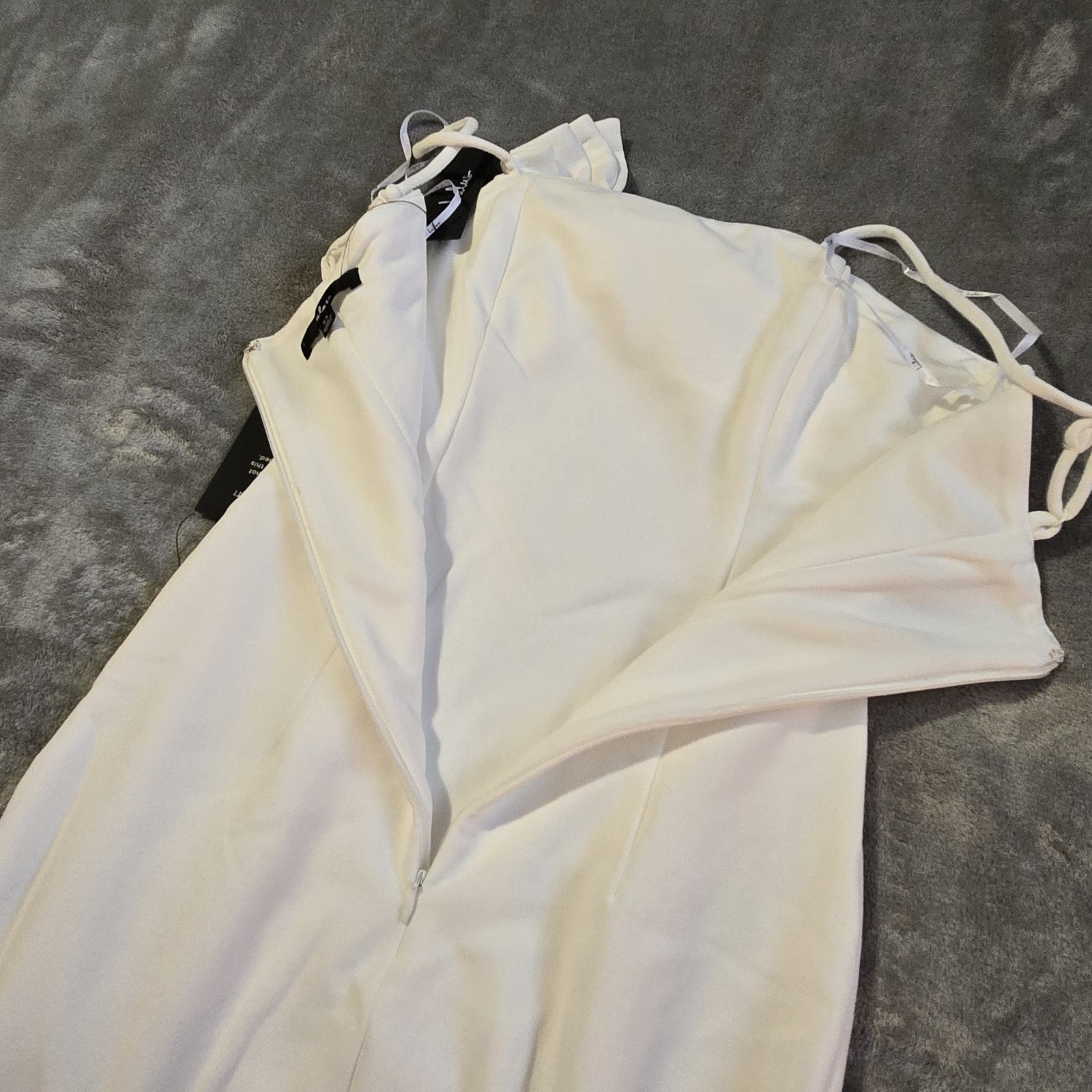 Lulus Memorable Muse White Twist Front Midi Dress Size XS NWT $88 Retail