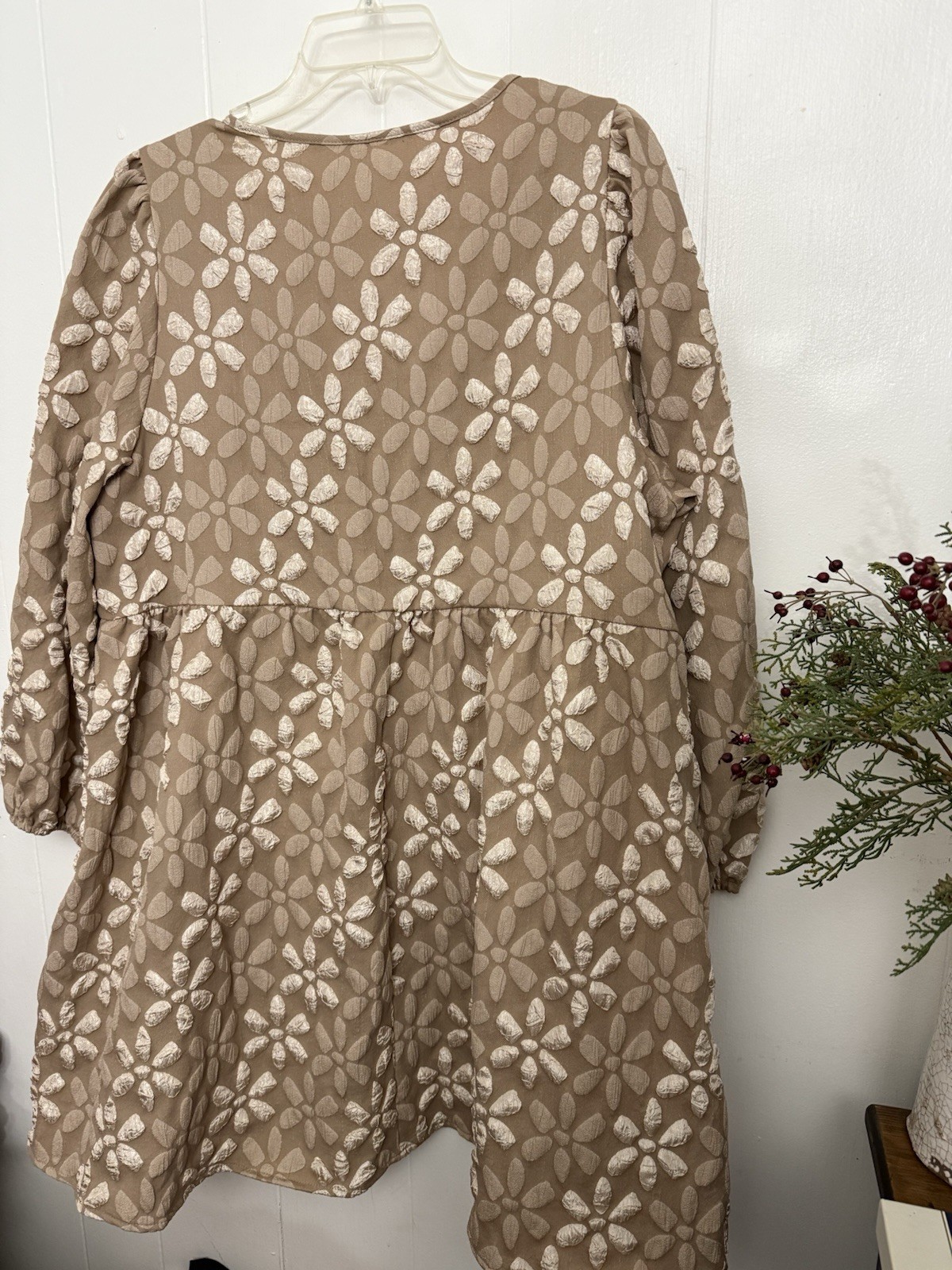 Shien 2x Neutral Beige Floral Boutique Vibe Effortless 3/4 Sleeve Mini Dress