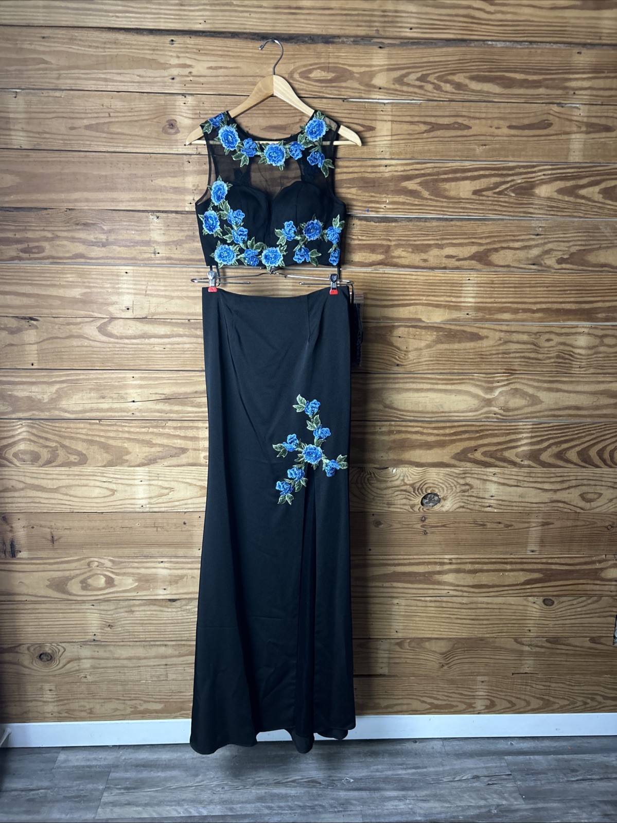 Dancing Queen Two Piece Special Occasion Such As Formal Or Wedding Size L Read