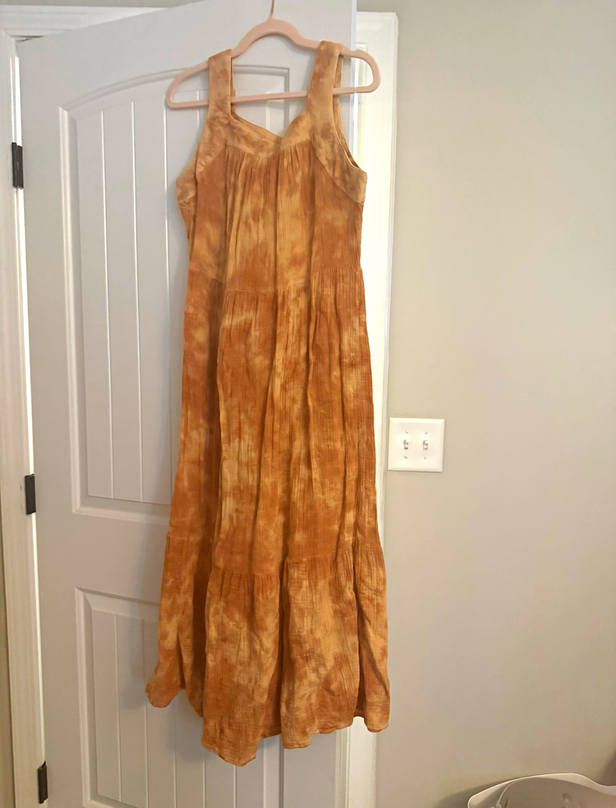 Wonderly Women’s Brown Tie Dye Sleeveless V-Neck Maxi Dress, Size M