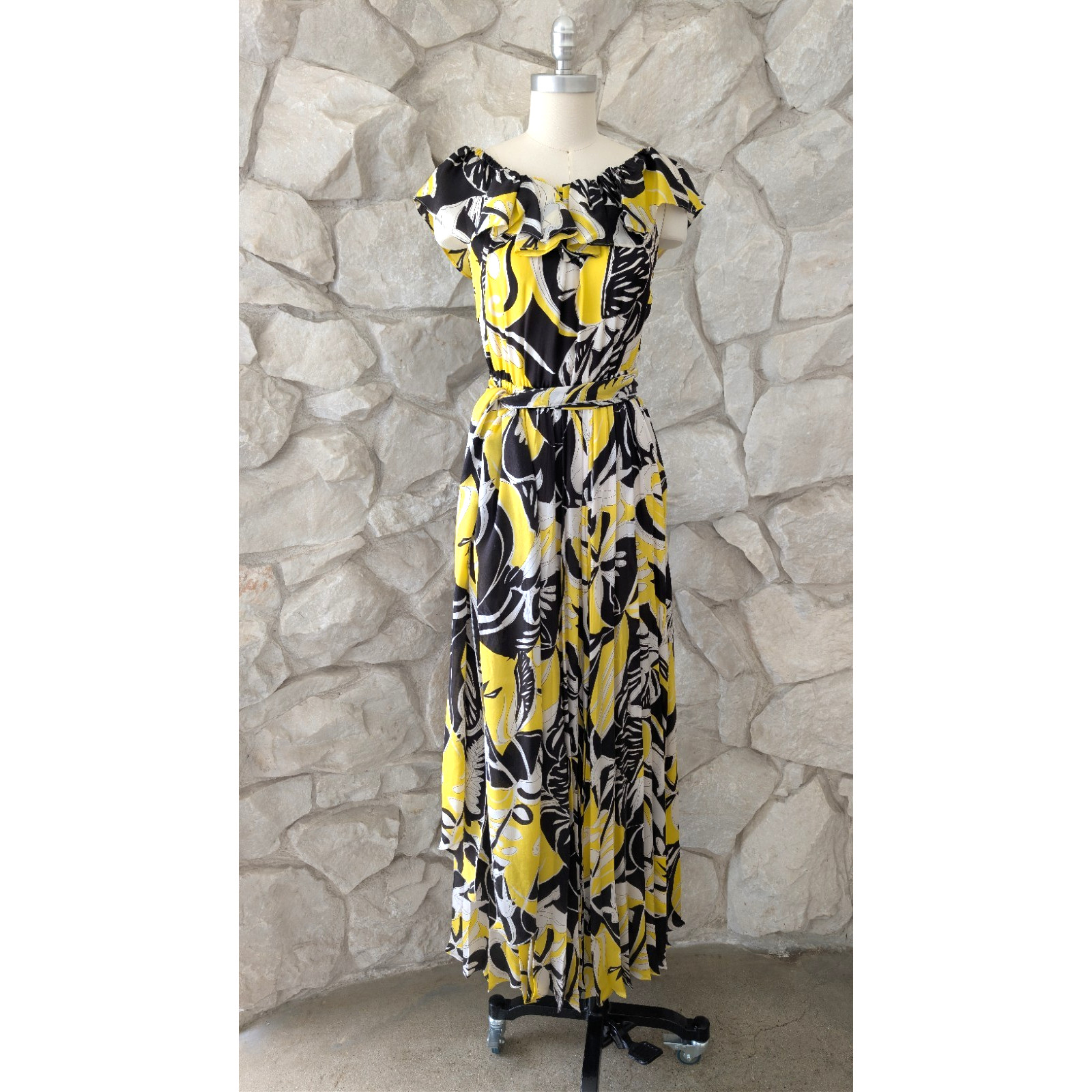 Rachel Zoe Maxi Dress Gown with Abstract Print