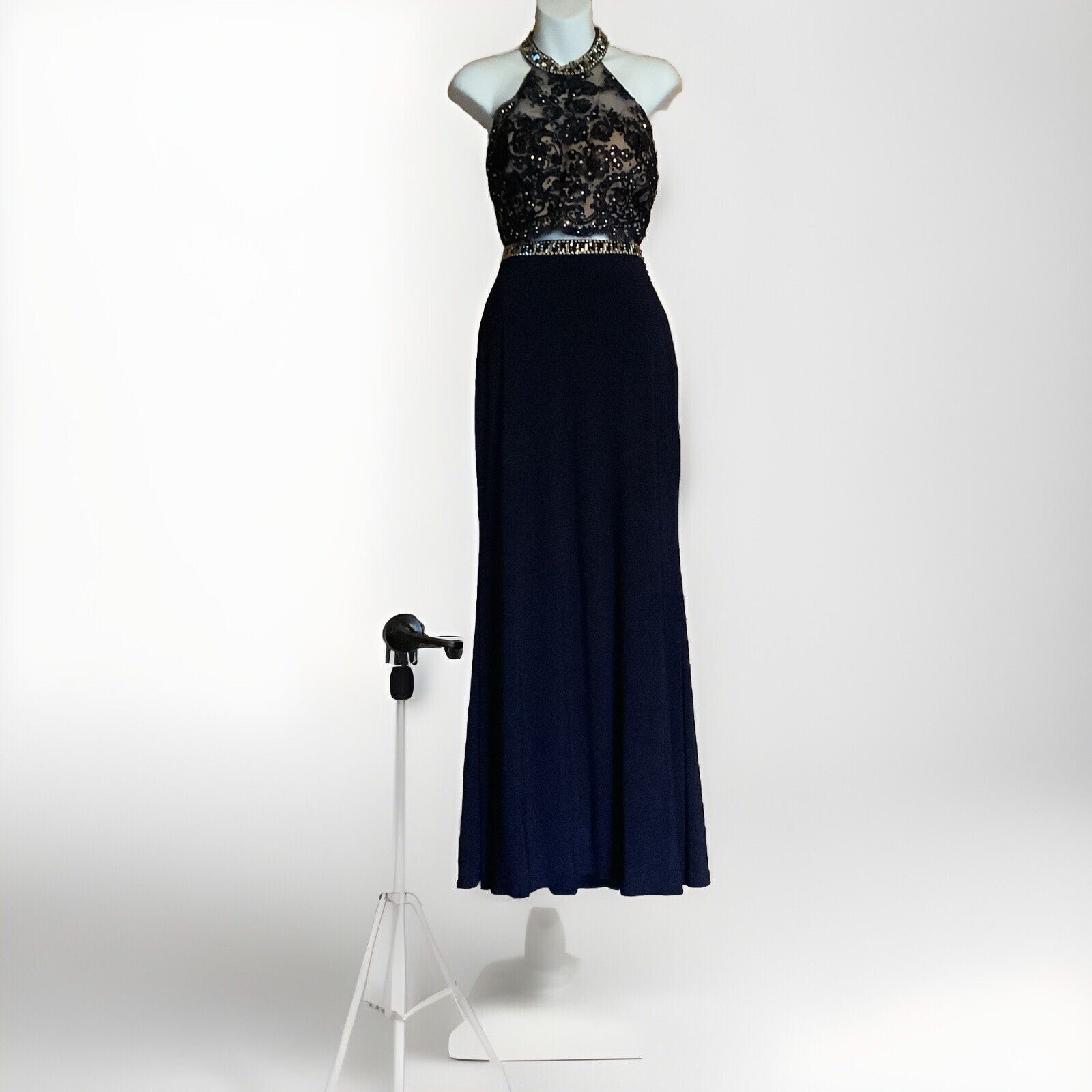 Alyce Paris Size 6 Two Piece Halter Lace Embellished Top And Skirt Navy Formal