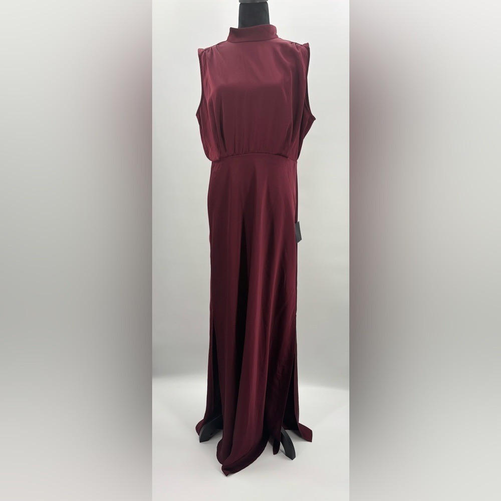 Lulus Classic Elegance Wine Satin Mock neck keyhole back Maxi Dress size XL NWT