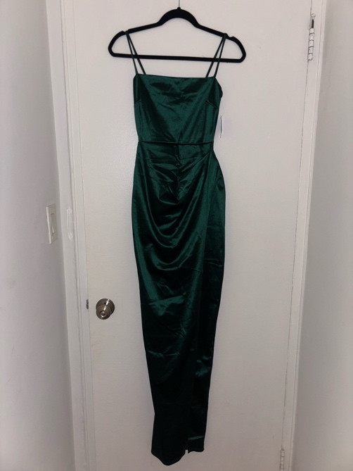 Windsor Emerald Green Formal Slit Gown | XS NWT | Satin Mermaid