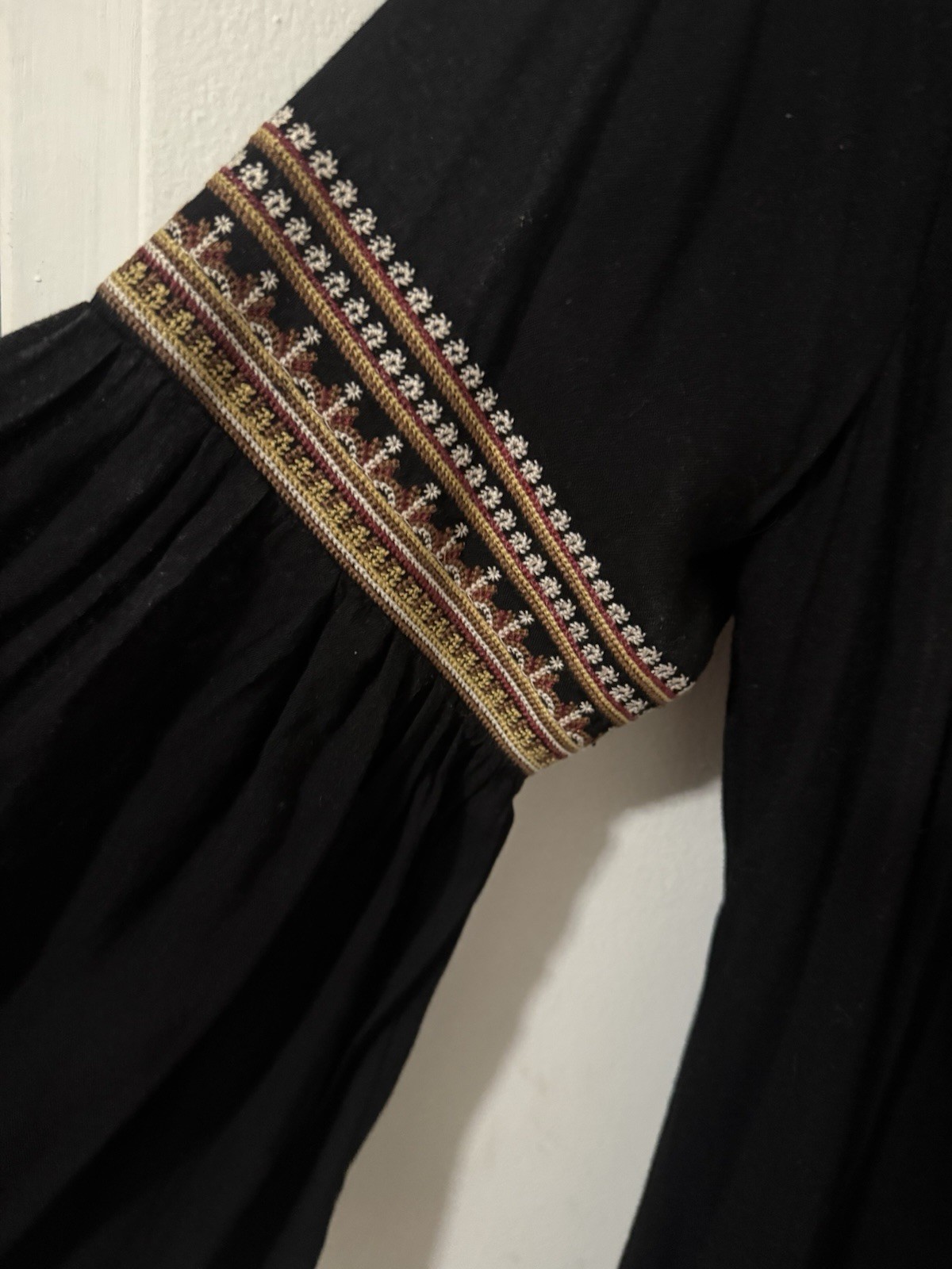 NWOTS Womens ENTRO Dress LRG BLK Embroidered Boho Peasant Tunic Retro Bell CUFF