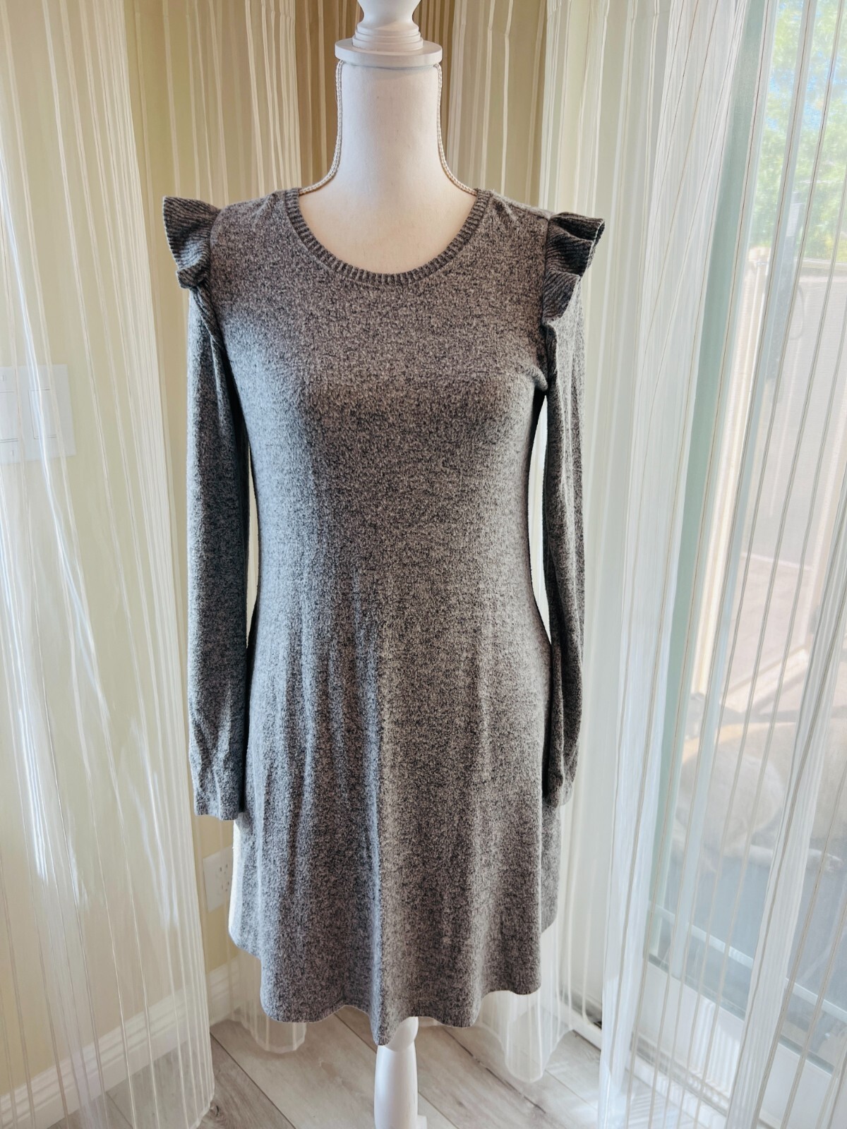 Iz Byer Soft Ruffle Sleeve Sweater Dress Gray EUC