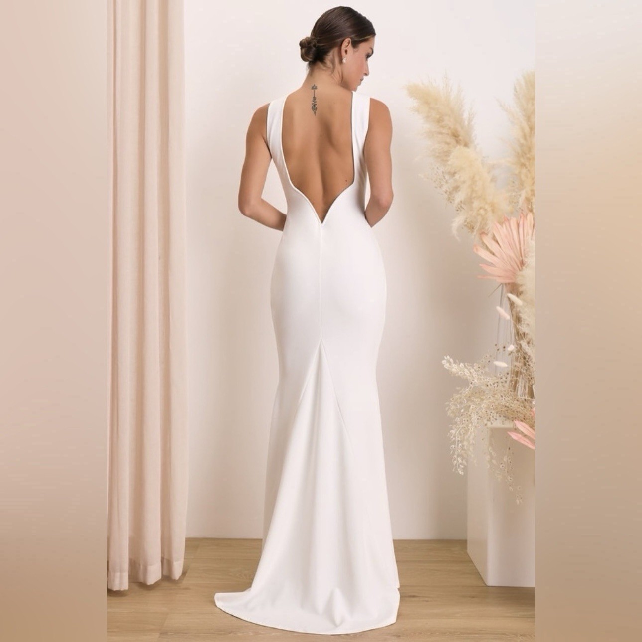Lulus Va Va Voom White Backless Sleeveless Mermaid Maxi Dress Size Large NWT