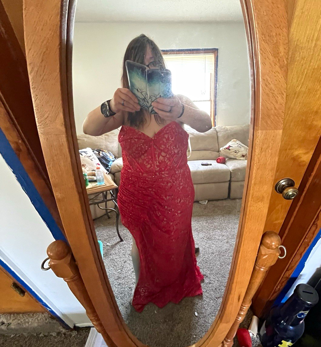 Women’s Red Lace Sequin Sweetheart Spaghetti Strap Long Slit Dress Size S