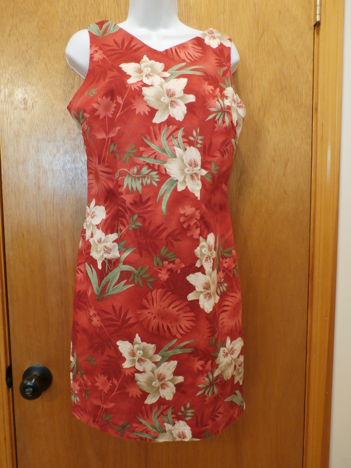 Caribbean Joe Red Floral Sleeveless Below Knee Dress V-Neck Zip Back Medium
