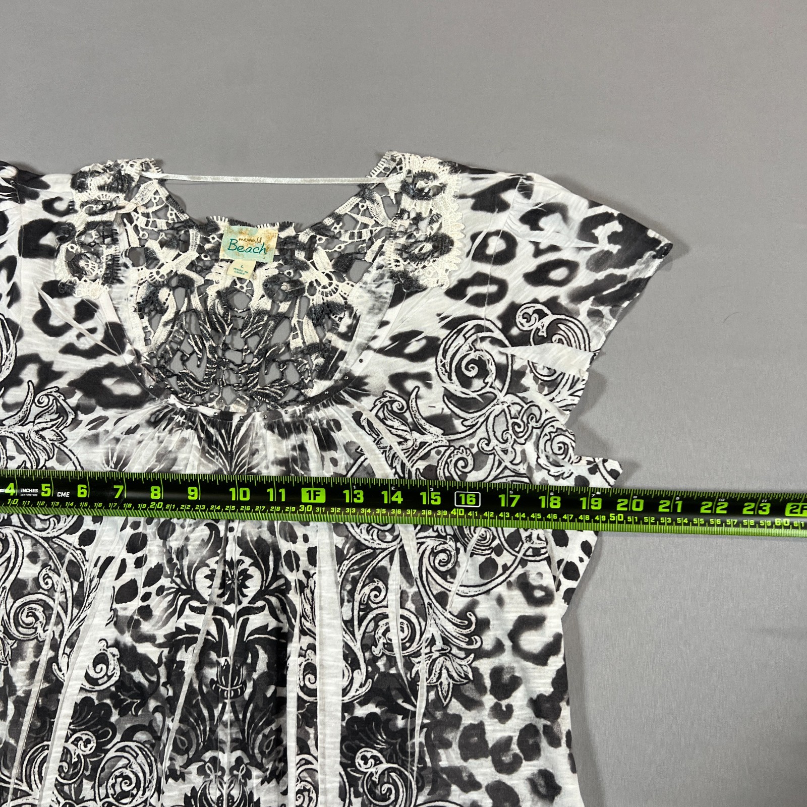 One World Beach Mini Dress Womens Large White Black Paisley Print Cap Sleeve