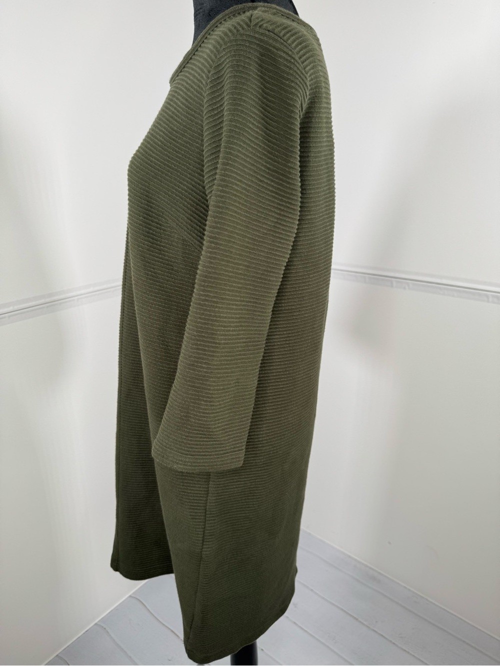 Vineyard Vines Olive Textured Knit Shift Dress Gold Back Zipper Size Small