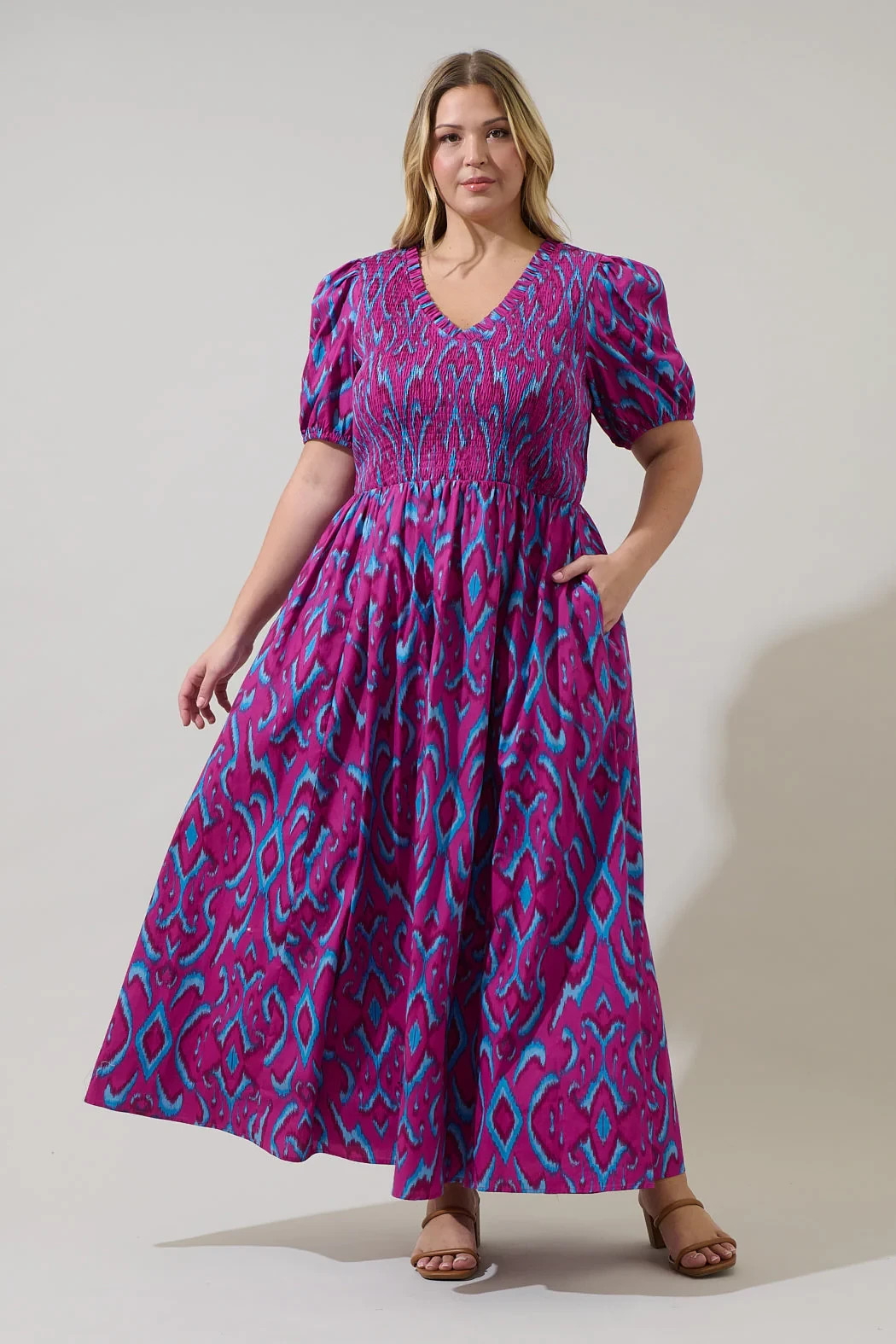 SUGARLIPS Curve NWT $109 Ivani Abstract Brenty Smocked Maxi Dress Size 3X