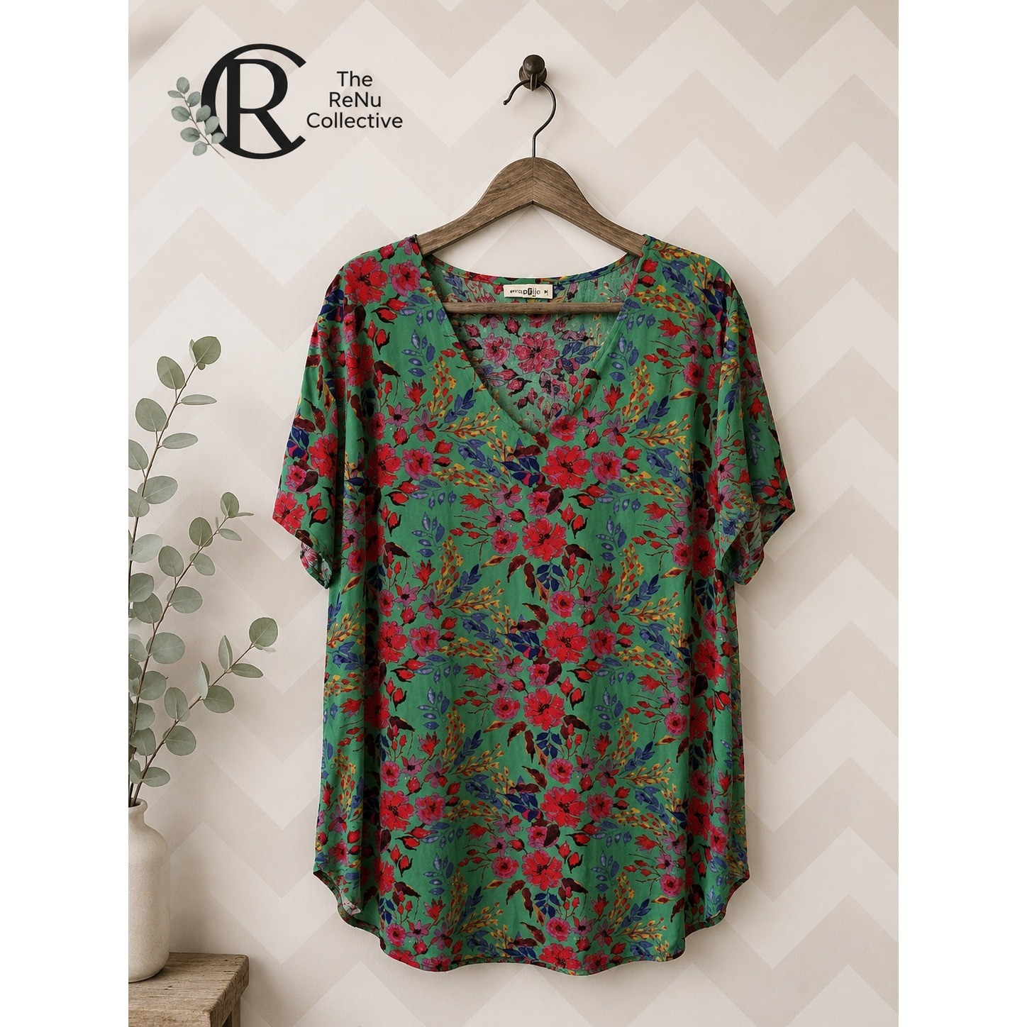 Natural Life Floral Midi Dress Green V-Neck Short Sleeve Rayon Size M