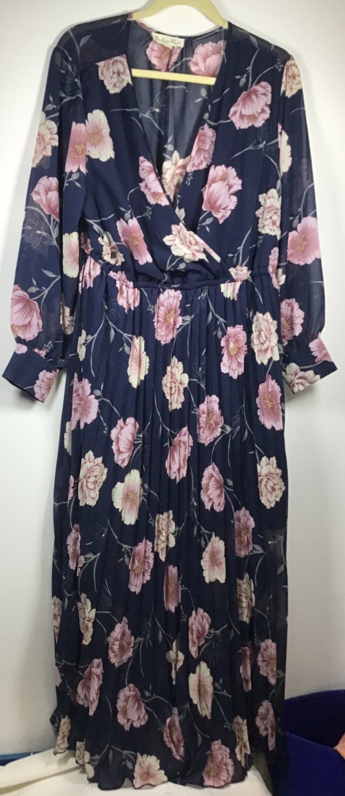 Indigo Rose Woman’s 2X Floral Chiffon Long Sleeve Dress