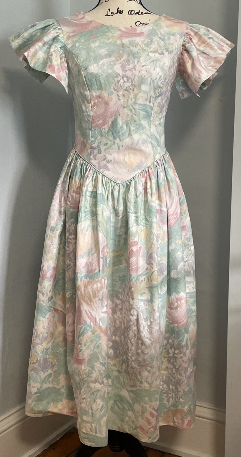 Vintage 80’s Floral Puff Sleeve Dress Drop Waist Cottage Core Pastel Retro 11/12