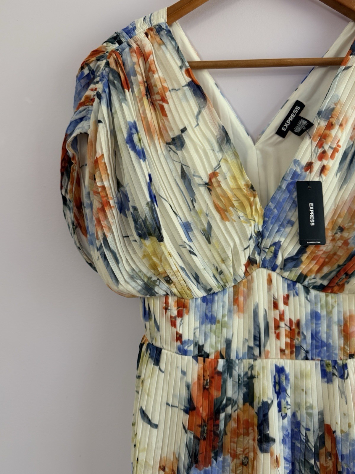 New Express Floral Pleated Maxi Dress 100% Recycled Polyester Puff Sleeve XS