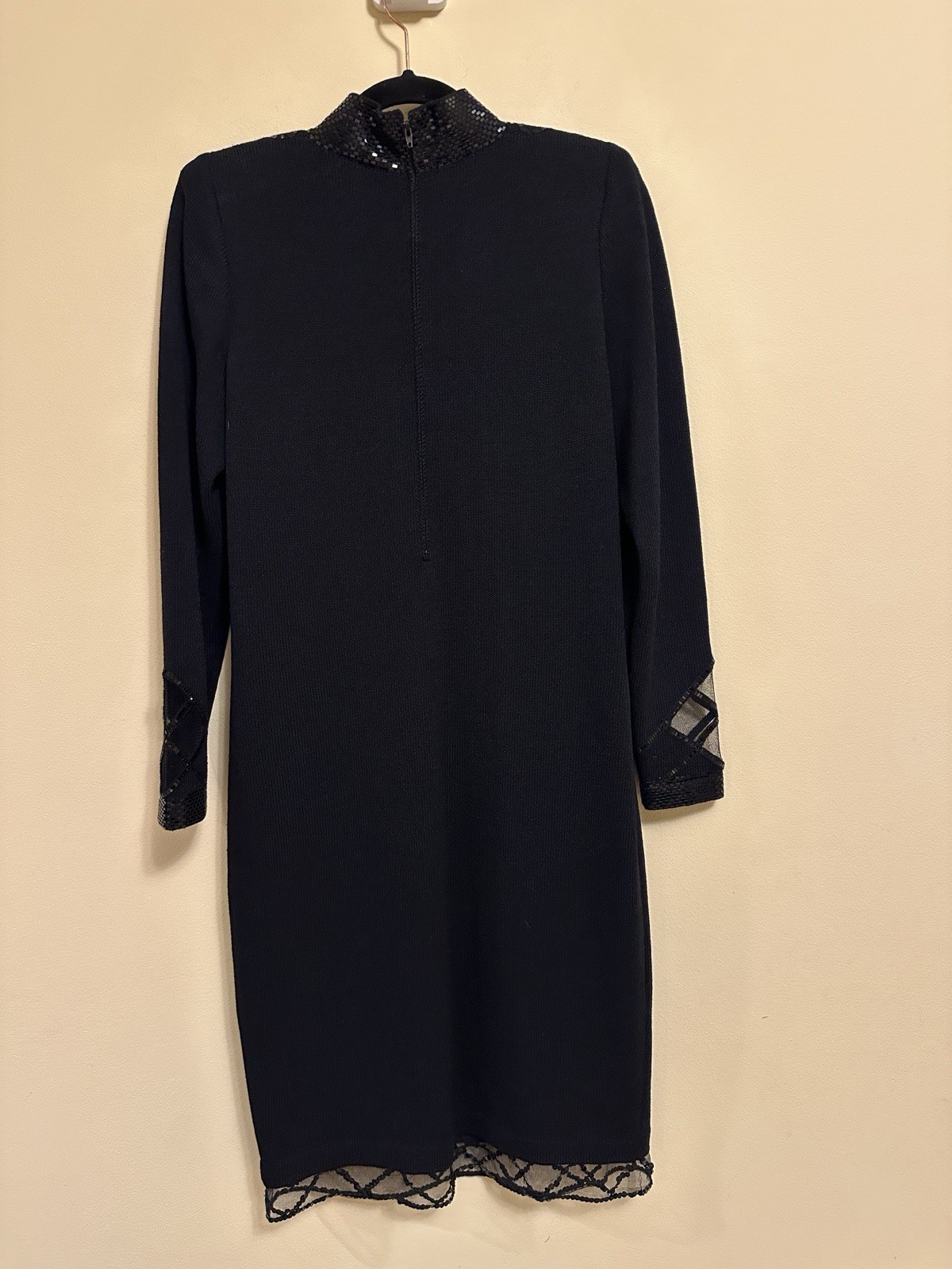 St. John Evening Black Santa Knit Dress Sequins Mesh Pailletes 8