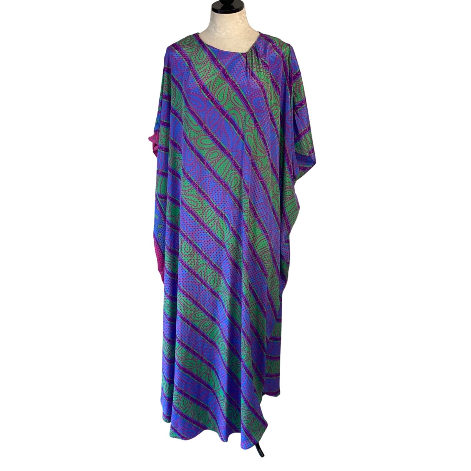 David Brown Vintage Kaftan Multicolor Paisley Satin Womens One Size Caftan