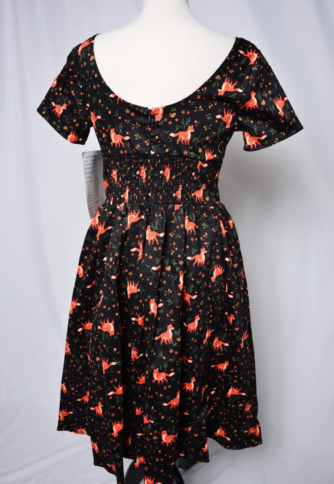 UNIQUE VINTAGE SHORT SLEEVE BLACK WITH ORANGE FOXES DRESS – NEW – REG & PLUS SIZ