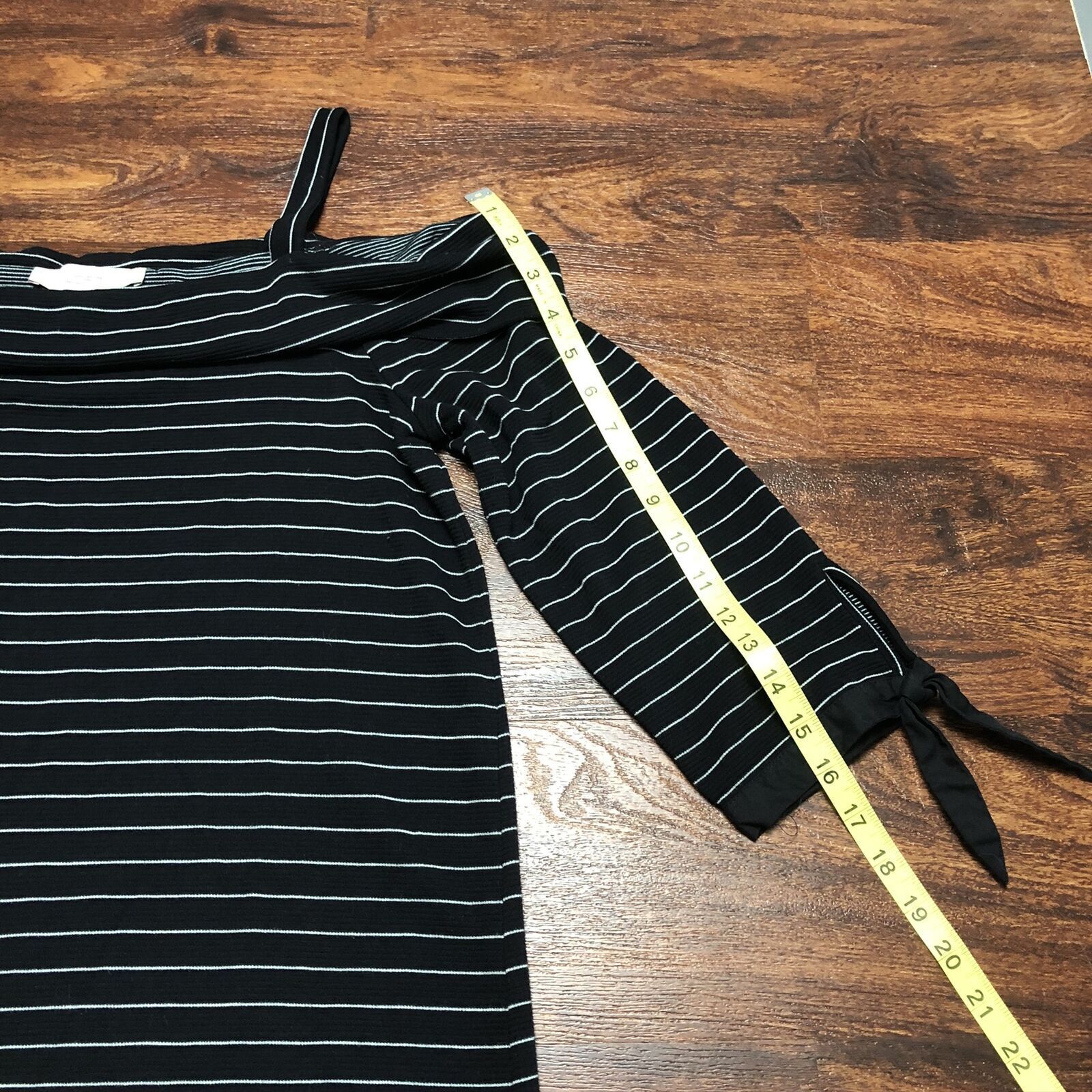LOFT Cold Shoulder Sleeve Black Striped Casual Mini Dress Women’s Size 8