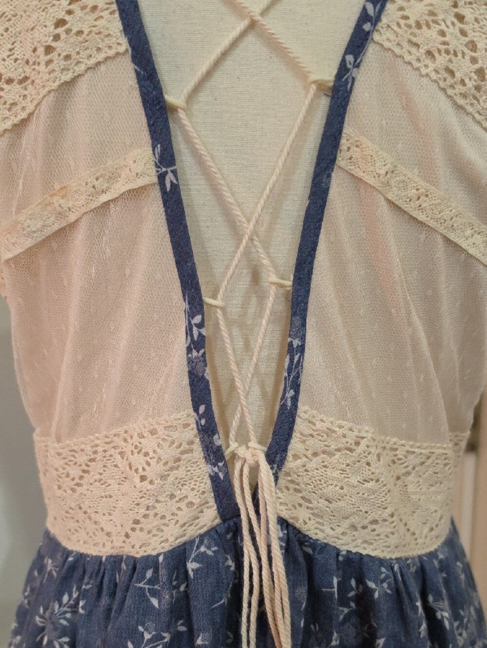 RYU Boho Cottagecore Blue Floral Lace-Up Corset-Back V-Neck Sundress – Size M