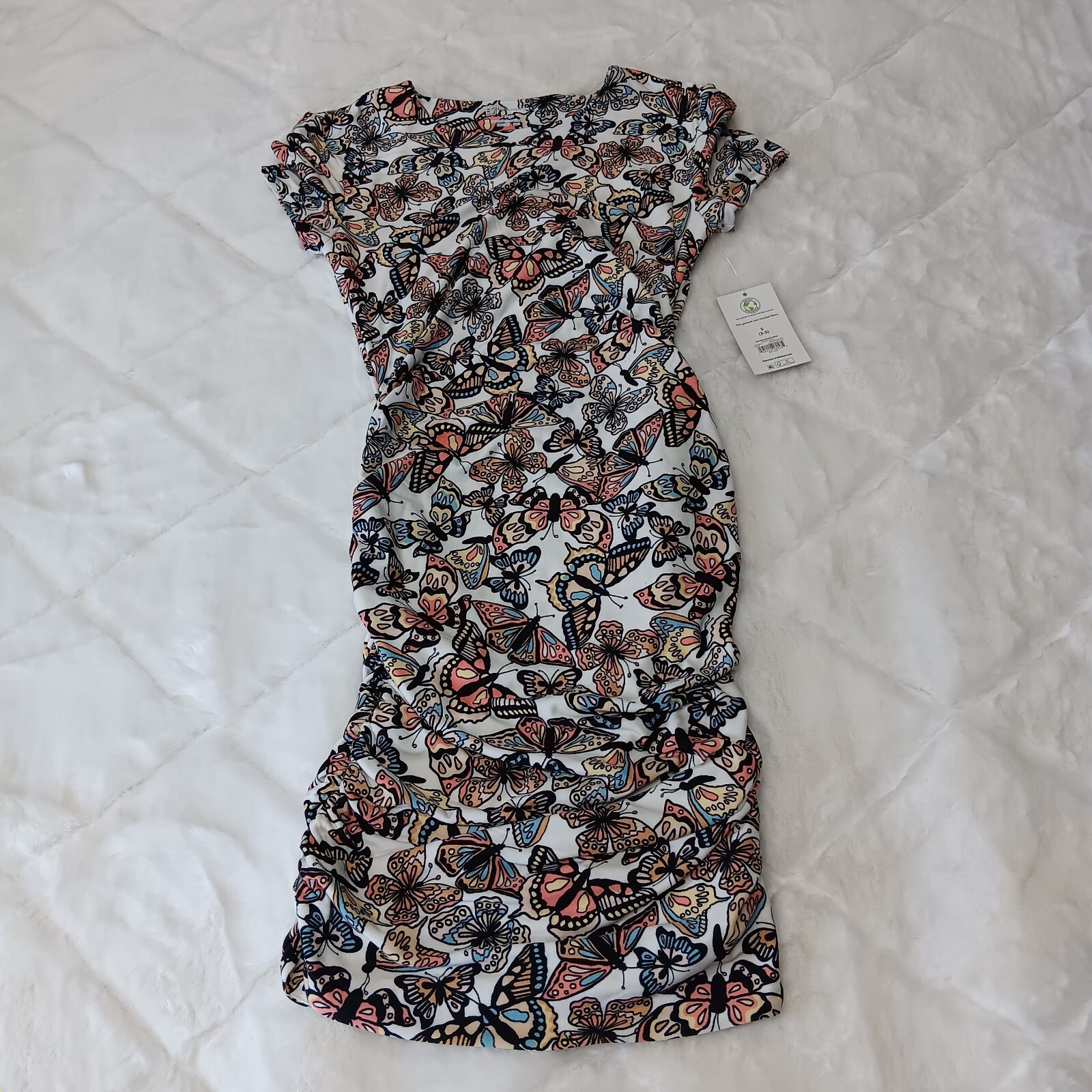 butterfly pattern winter white side ruched t-shirt dress jrs size medium