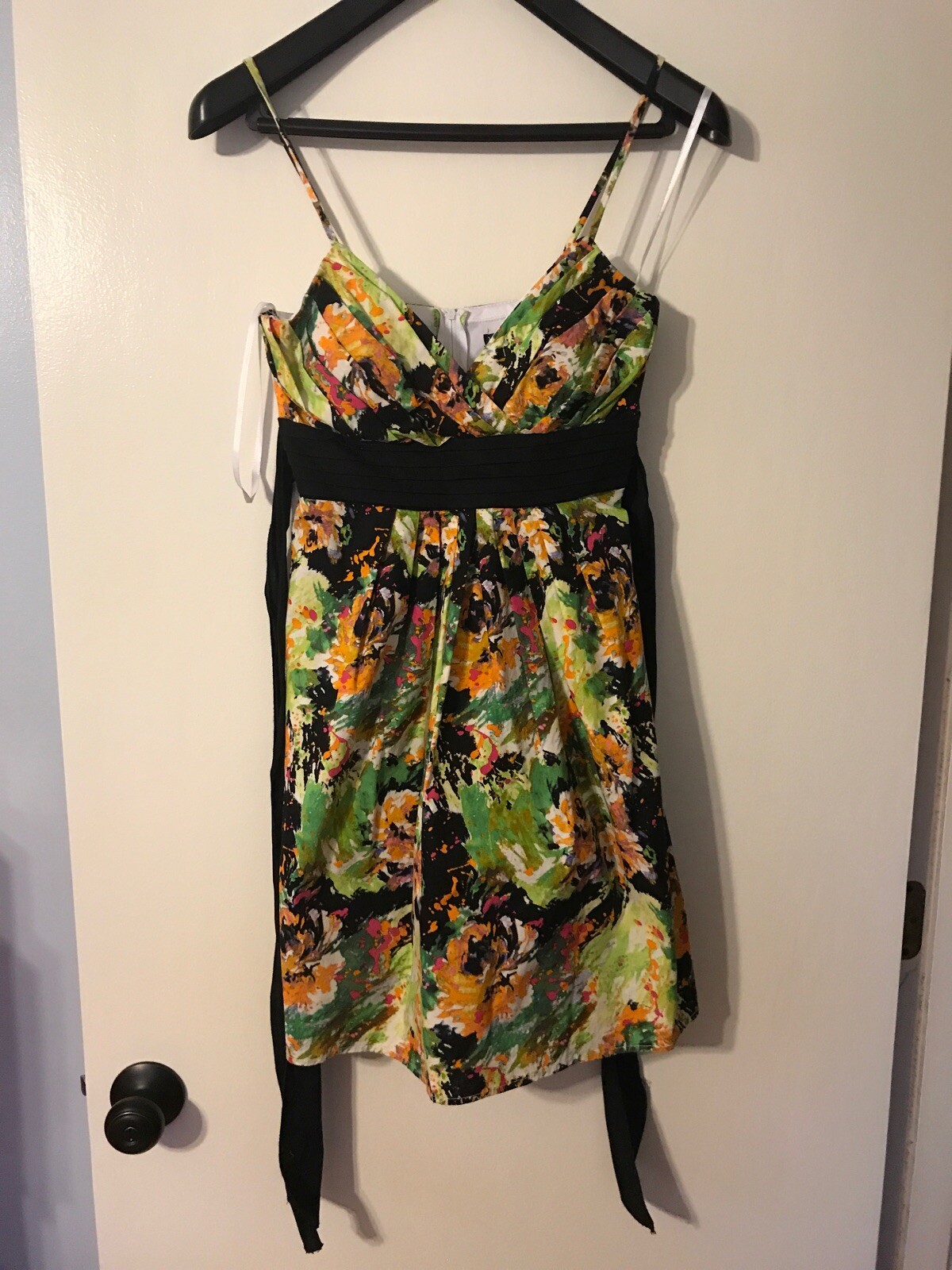 Madison Paige Multi-Color Print Spaghetti Strap With Black Sash Size 7/8