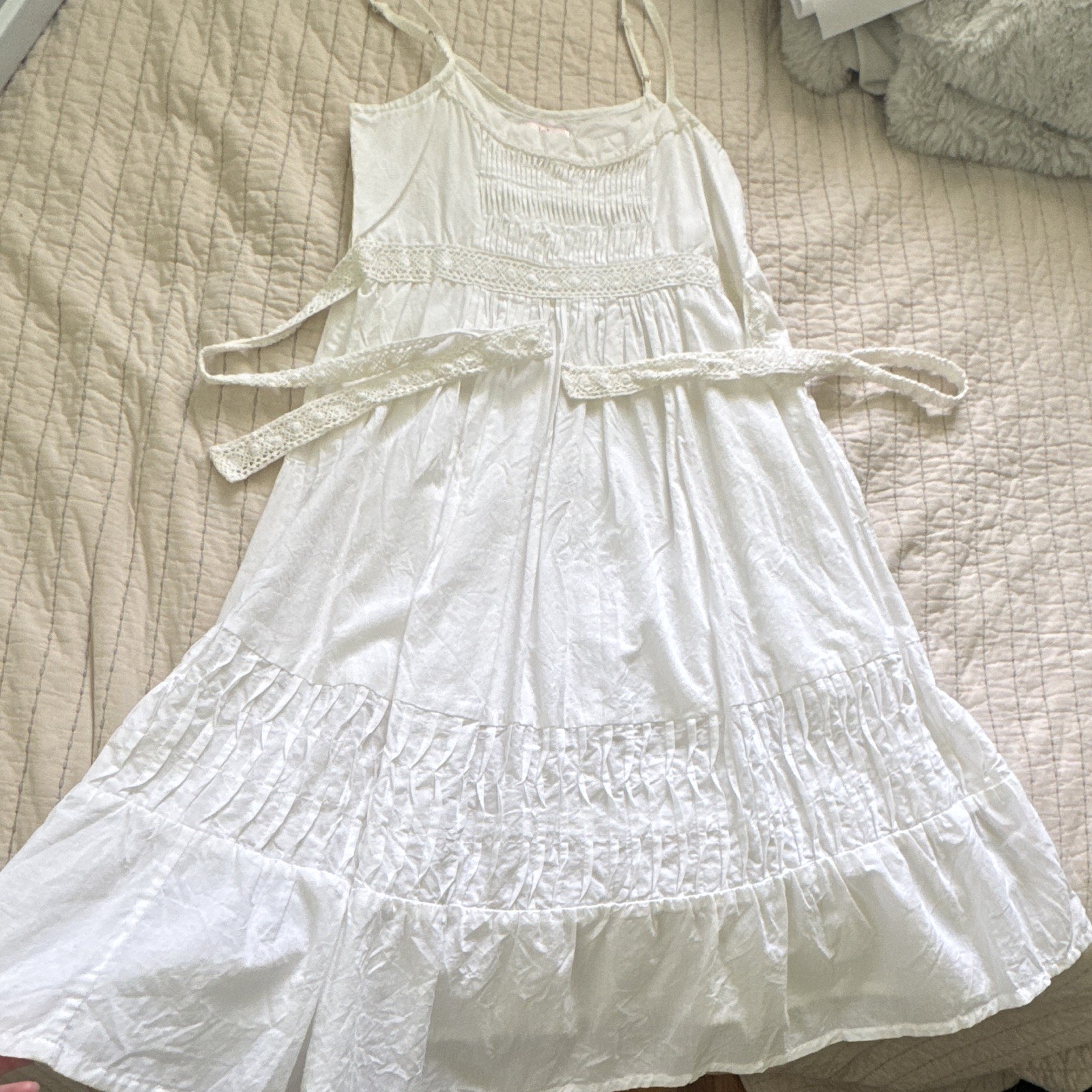 Lola White Cotton Sundress M Square Neck Strappy Smocked Crochet Tie Knee Y2K