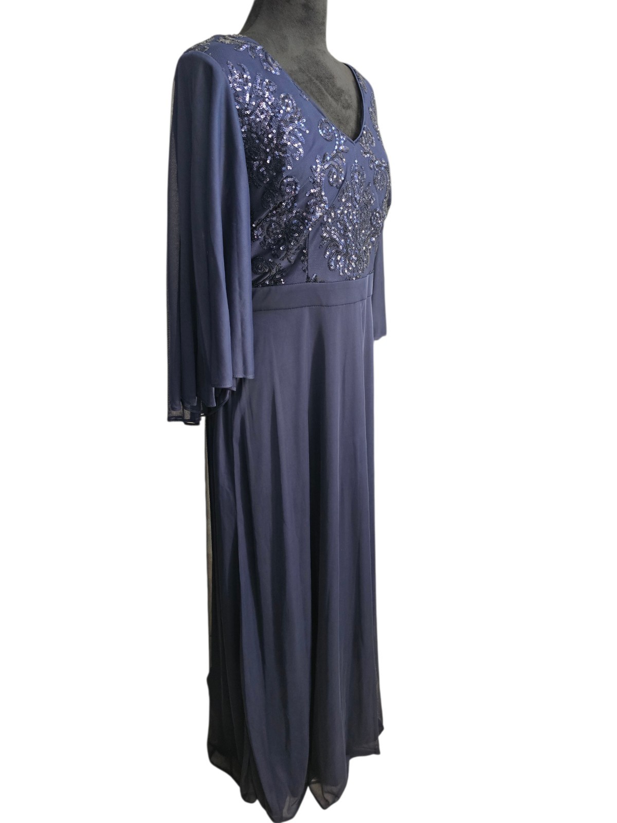NWT R&M Richards Fleur de Lis Sequin Bodice Dress With Cape Sleeves Navy 10