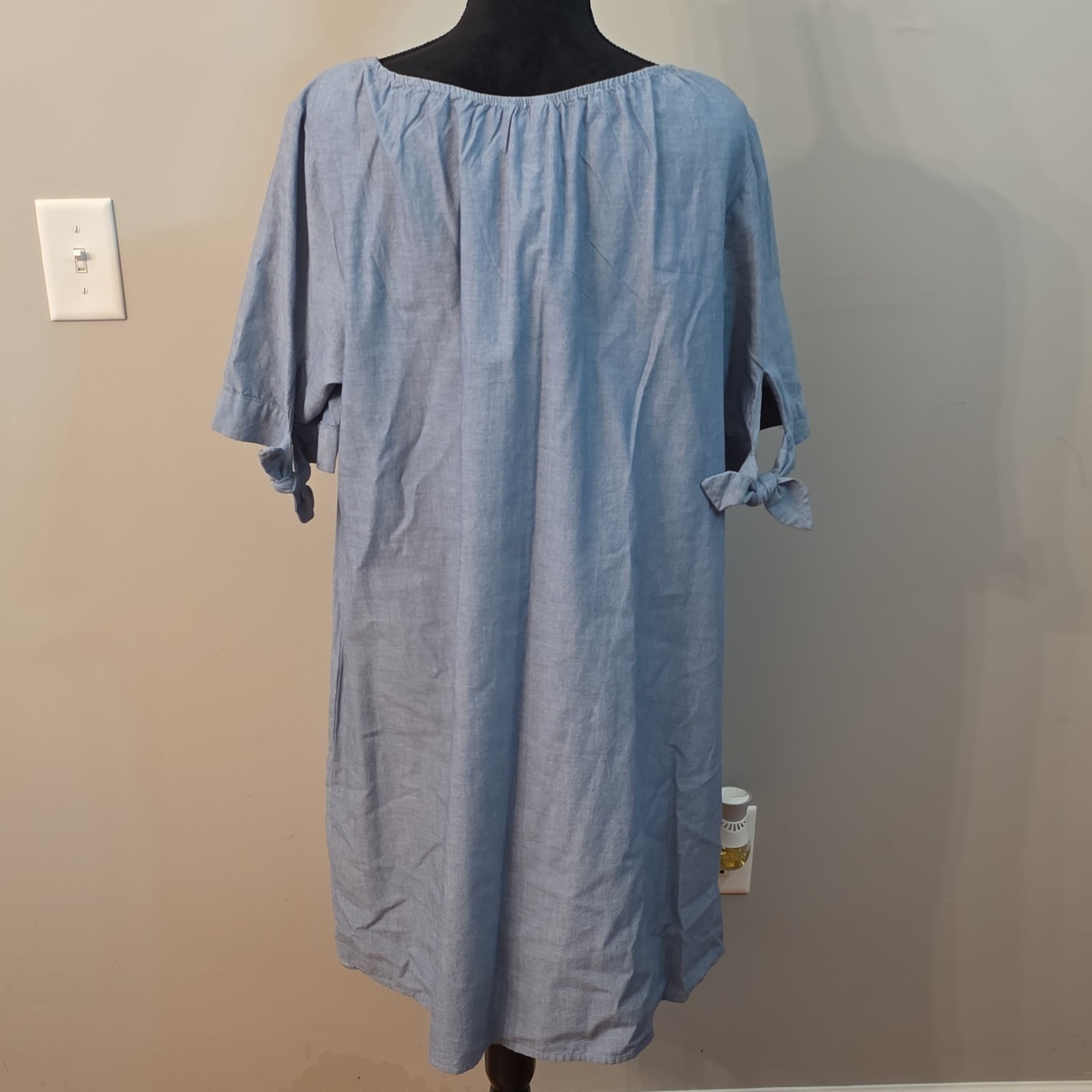 Sonoma Blue Chambray Embroidered Tassel Tie Scoop Neck Shift Knee XXL
