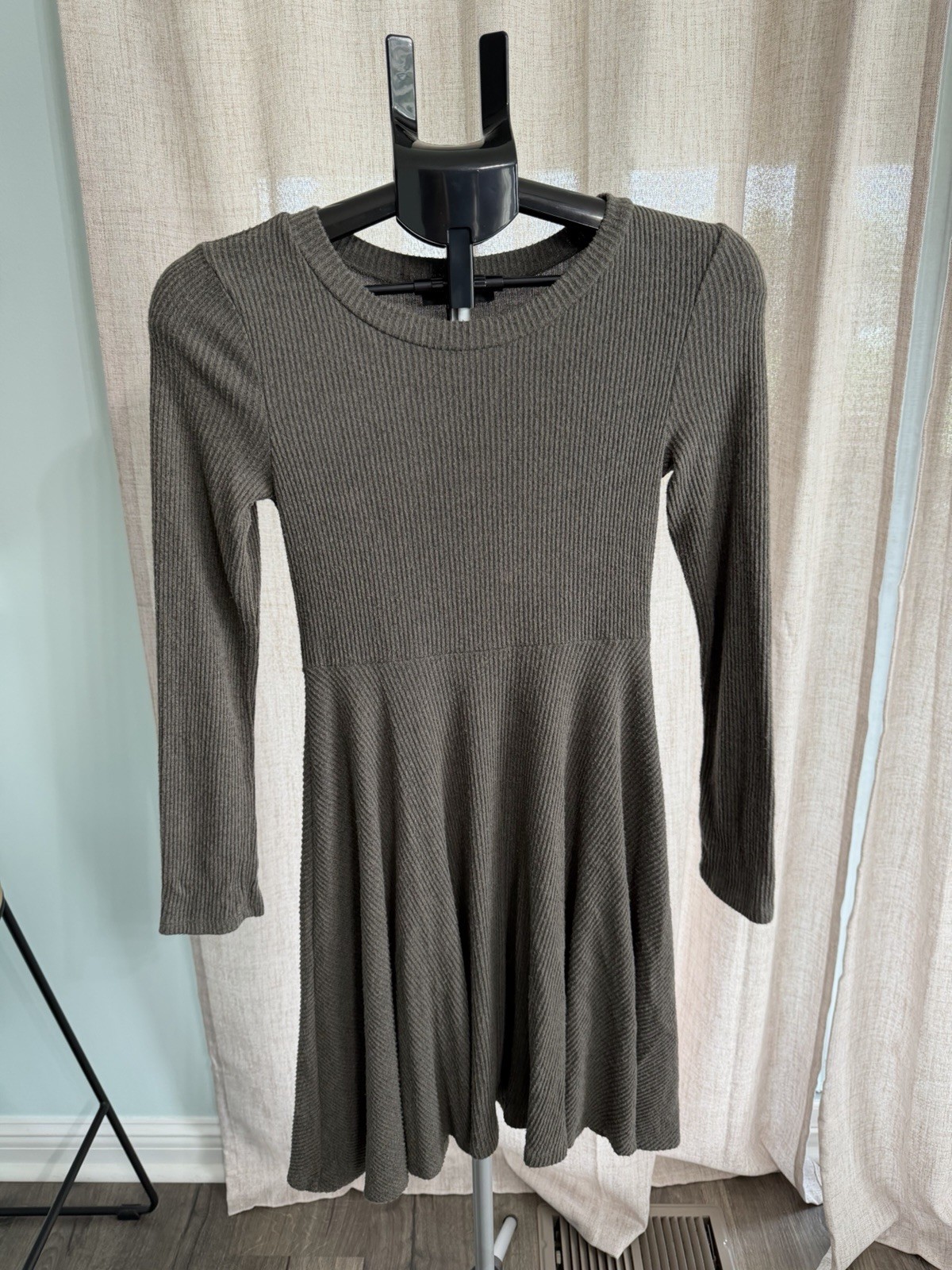 Lulus Women’s Dress Long Sleeve Knee Length Size Small