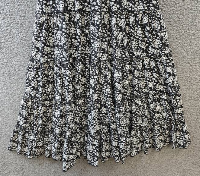 T Tahari Elbow Sleeve Scoop Neck Ribbed Dress Women’s M Black/White Pullover