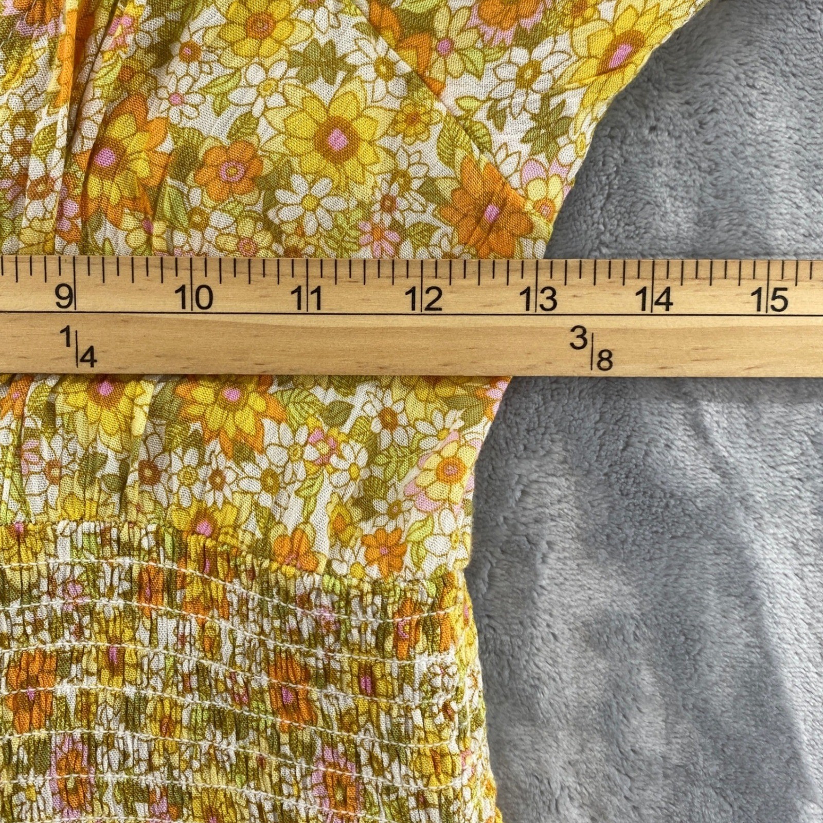 Billabong Yellow Floral Smocked Mini Dress Size Small Puff Sleeve Retro Boho