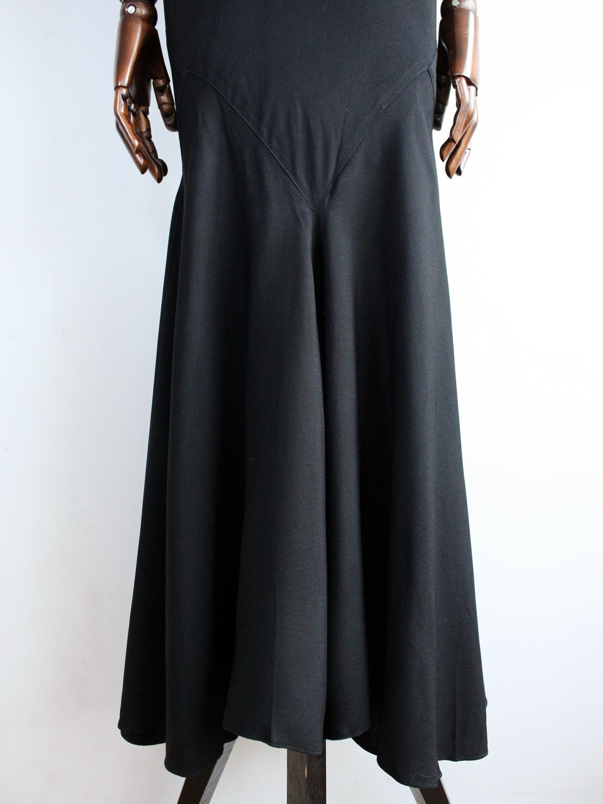 John Galliano Autumn/Winter 1988 ‘Hairclips’ Runway Black Bias Cut Crêpe Gown