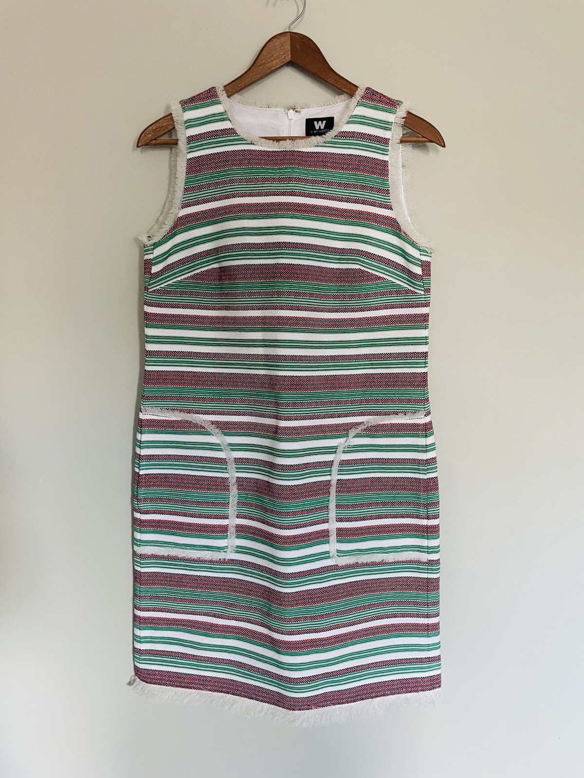 W By Worth Red, Green, White, Navy Fringe Sheath Dress. Size 2. Holiday. Luxury