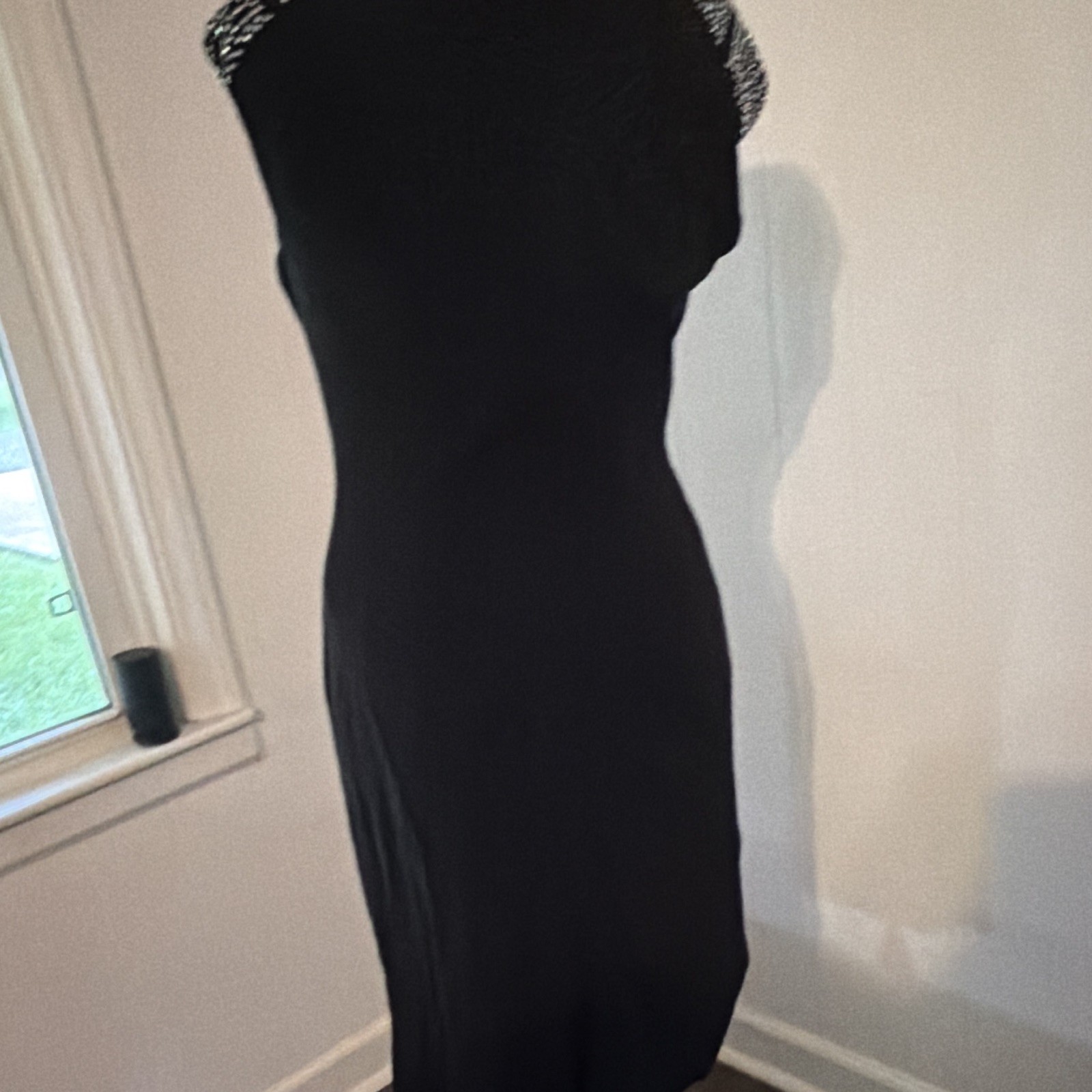 Etcetera Black Silver Rhinestone Sheath Dress 6 Round Neck Cap Sleeve Knee