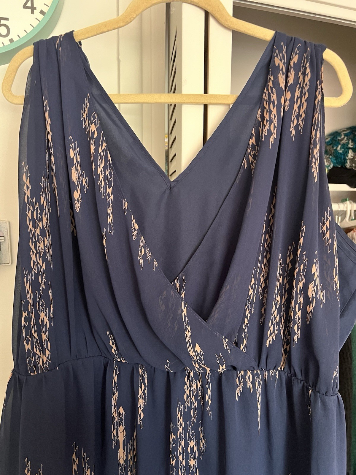 LYS Womens L Navy Pink Geometric Chiffon V-Neck Sleeveless Fit & Flare Dress