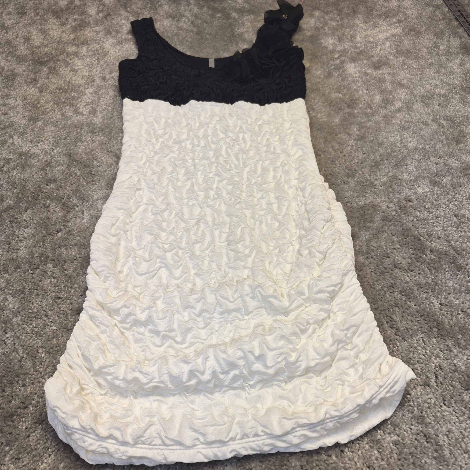 Trac Womens Black White Textured Floral Applique Bodycon Mini Dress Size M 32543