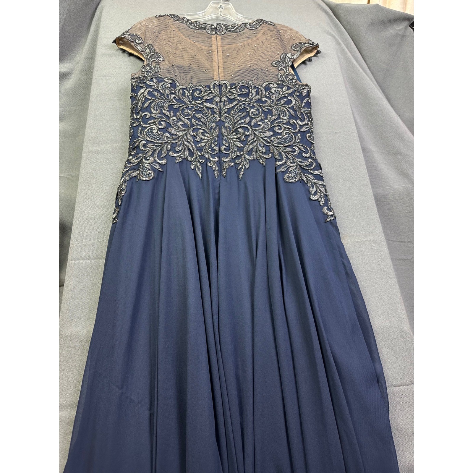 Xscape Navy Blue Silver Embroidered Rhinestone Chiffon Gown Dress 4202X Size 10