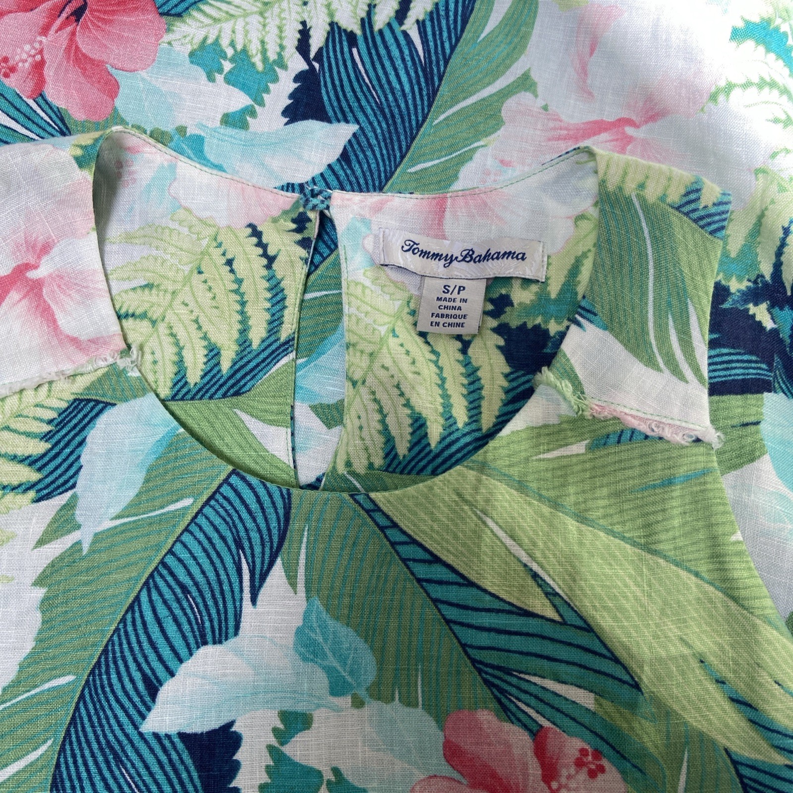 Beautiful Tommy Bahama “New” Linen Floral/Leaf Print Dress – Ladies S/P
