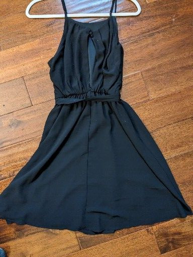 Black & Silver Size Medium Spaghetti Strap Beaded Neckline Dress YA Los Angeles