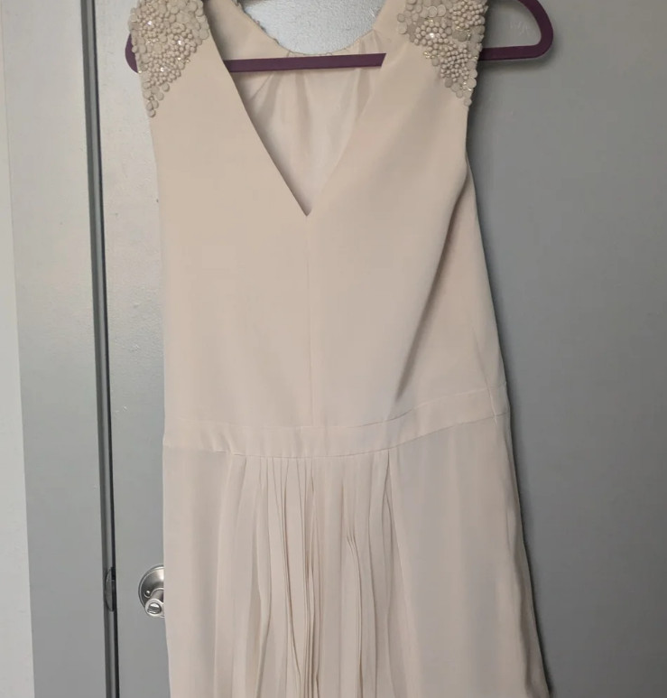 Tibi Spring/Summer 2011 Runway Elegant Cream Silk Dress Embellished Shoulders 4