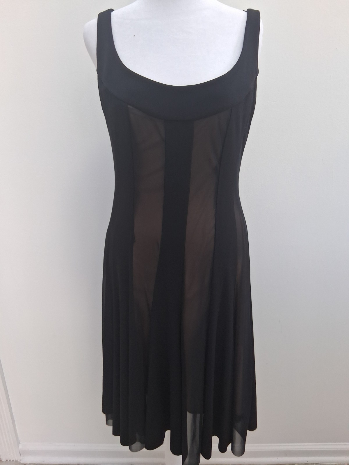 London Times Black Mesh Layered Fit And Flare Silhouette Dress Size 6