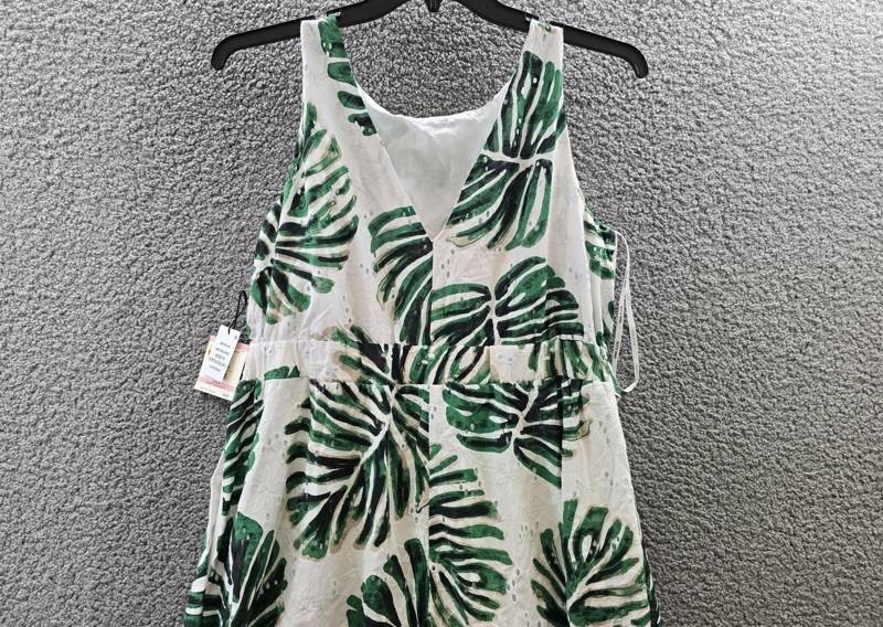 Anne Klein Printed Eyelet V-Neck Dress Women’s 10 White Dove Multi Sleeveless