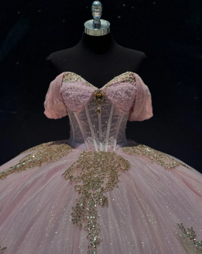 Elegant Pink Princess Quinceanera Dresses Ball Gown Gold Appliqued Off Shoulder