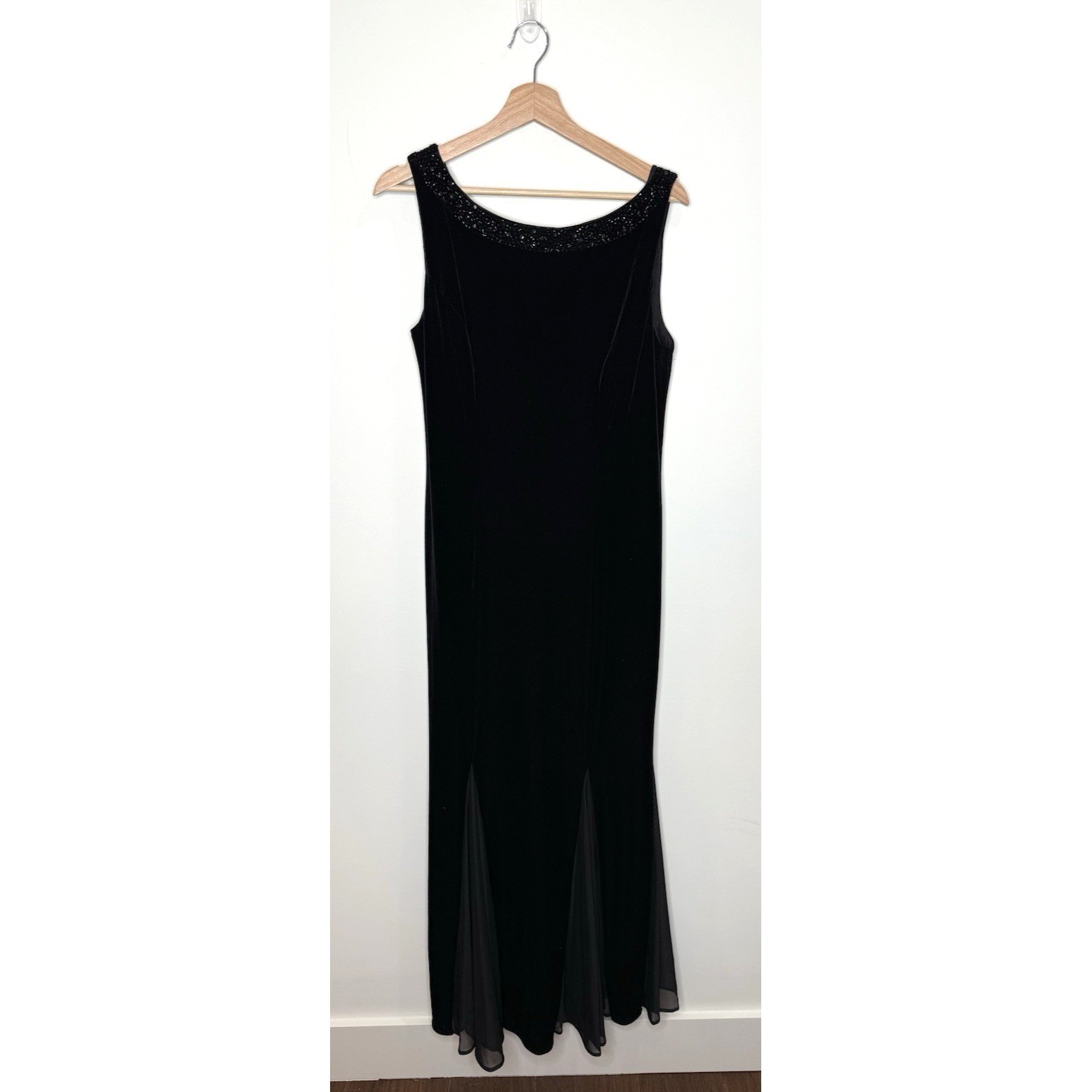 Jessica Howard Velvet Beaded Formal Maxi Dress 12 Black Sleeveless Long Mother