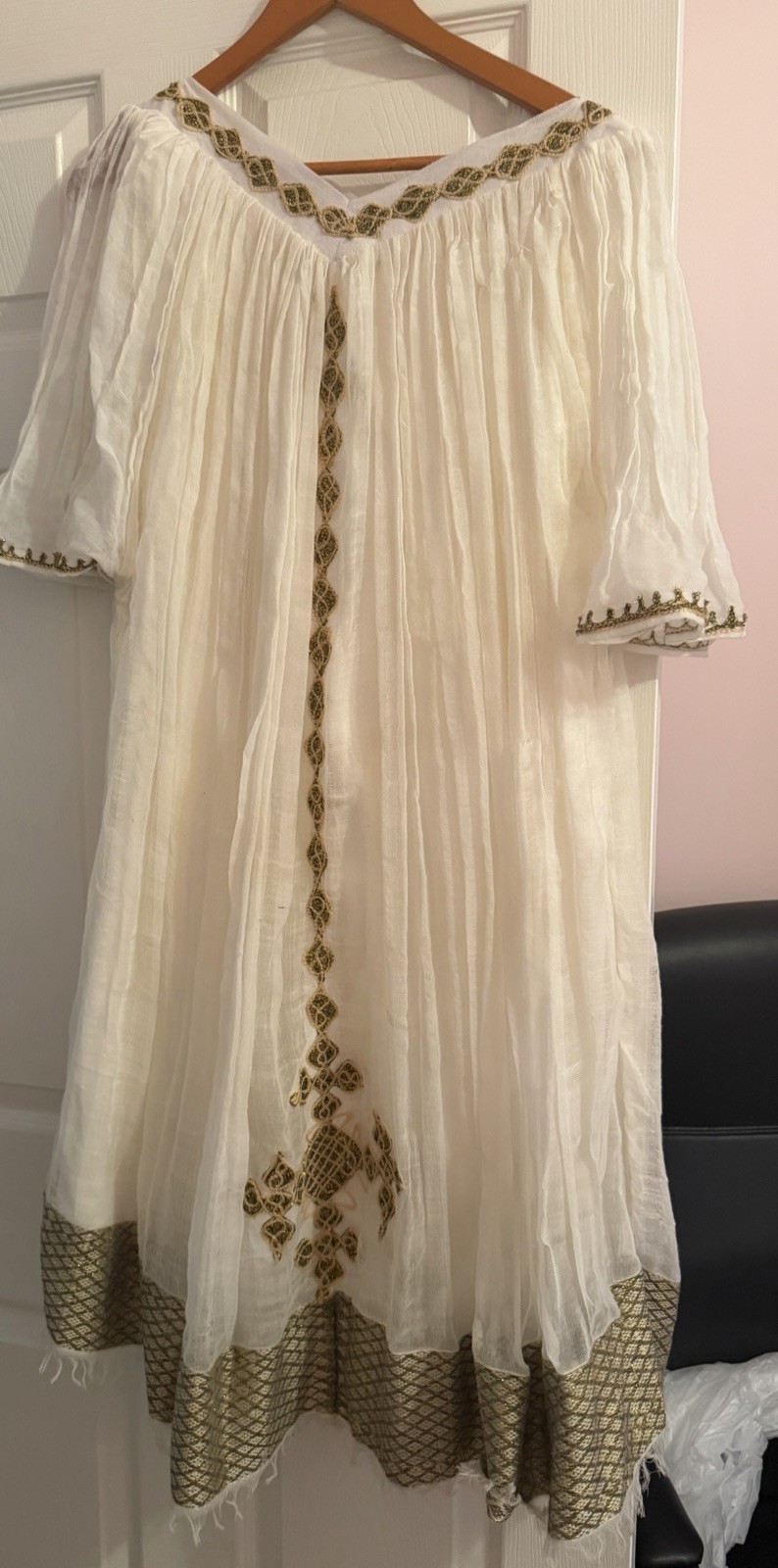 White/Gold Embroidered Cotton Shift Dress, Short Sleeve Round Neck, Pullover