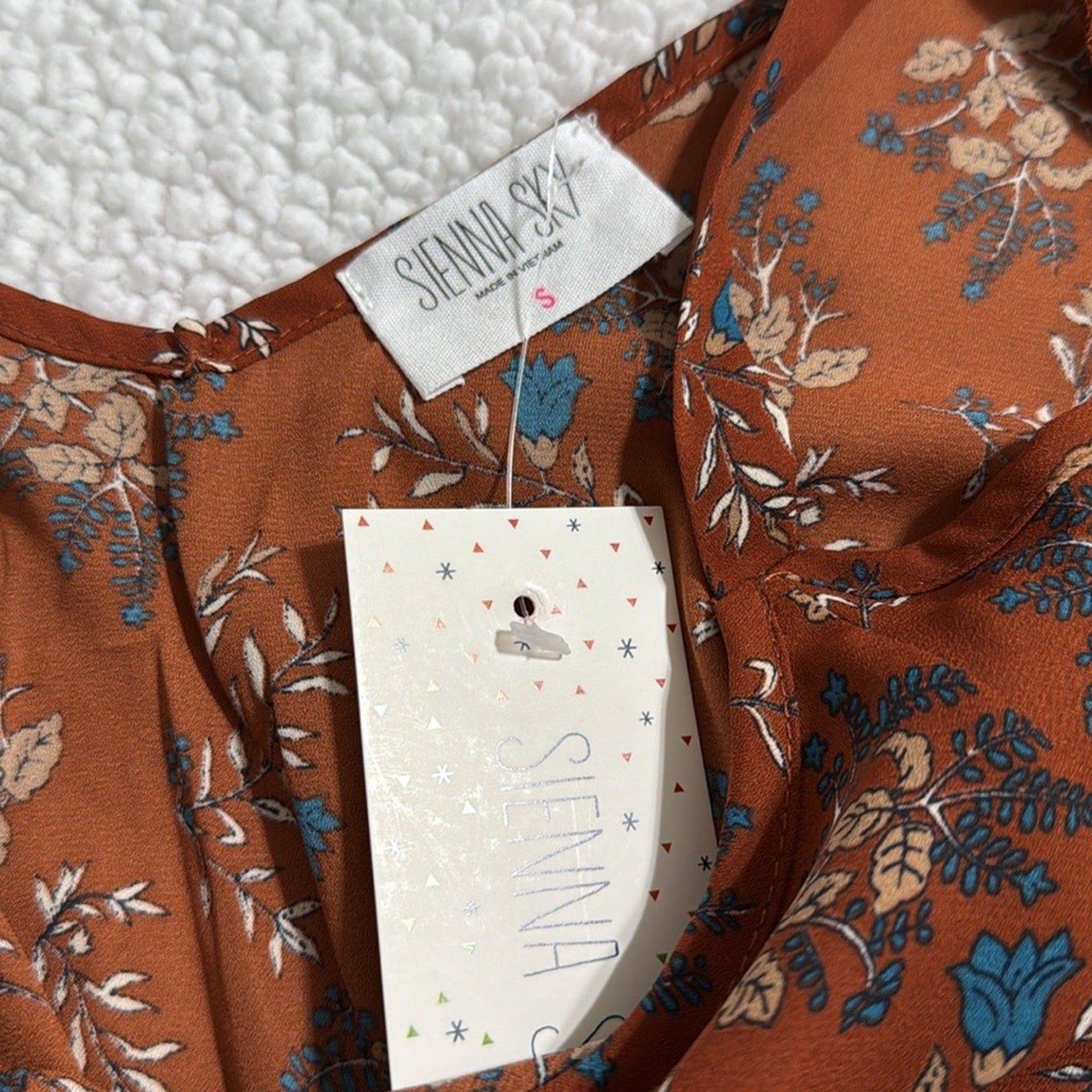 Sienna Sky sz small cold shoulder summer dress lined elastic waist ties on side