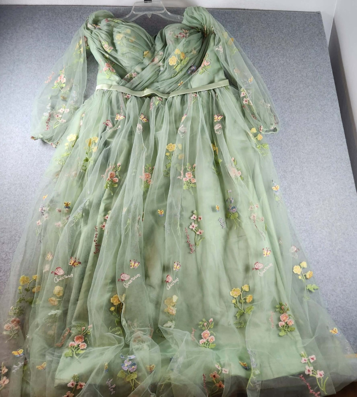 Handmade Green Floral Embroidered Fairy Sleeve Tulle Corset Maxi Formal Gown