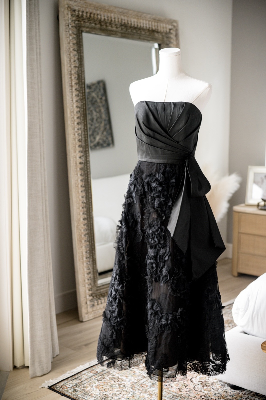 Marchesa Strapless Floral Cocktail Dress | Black |